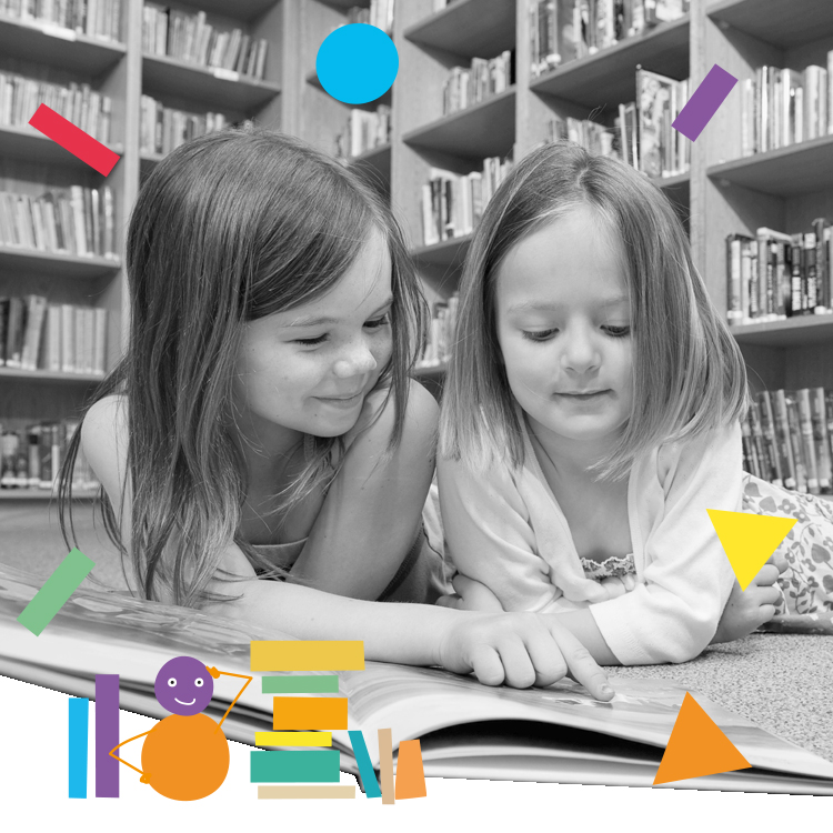 Enfants dans une bibliothèque